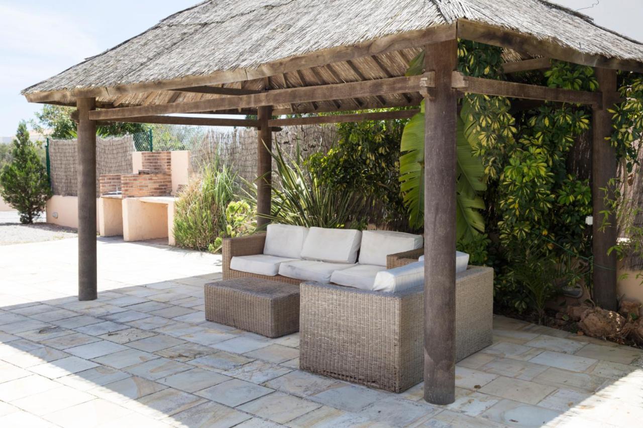 Villa Tom Is Near To Playa Den Bossa Sant Jordi de ses Salines Exterior foto